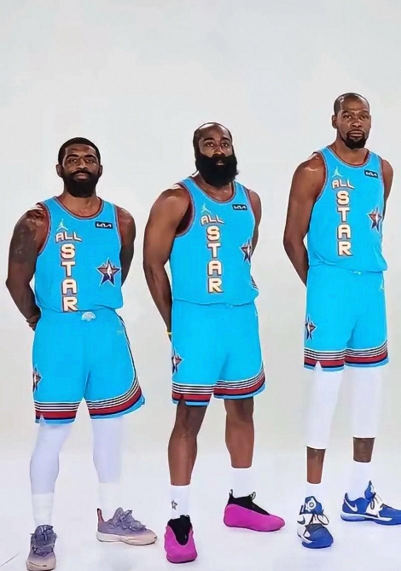 哈登与40激战TL分钟清晨新疆广汇备战欧冠，网友：集结日法兰克福调整名单以备欧篮联的简单介绍